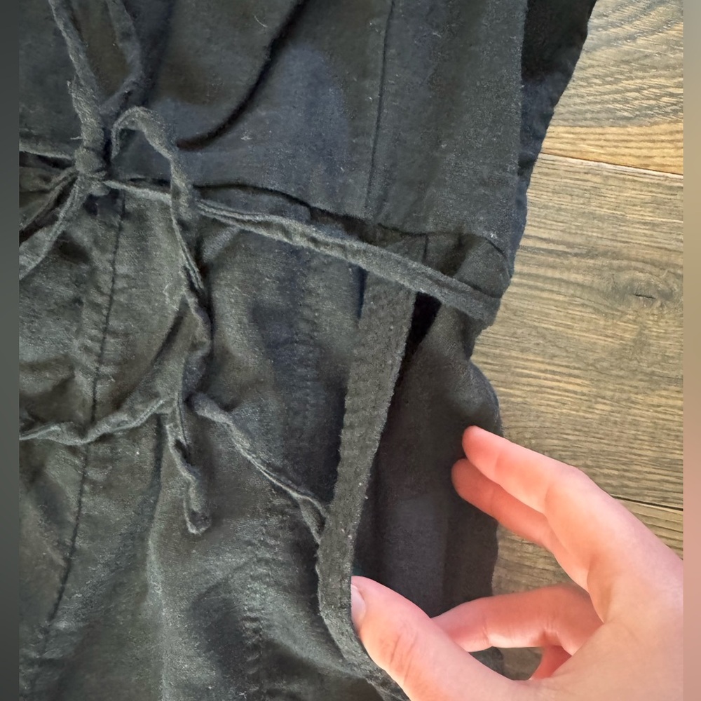 Linen Romper - Picture 4 of 4